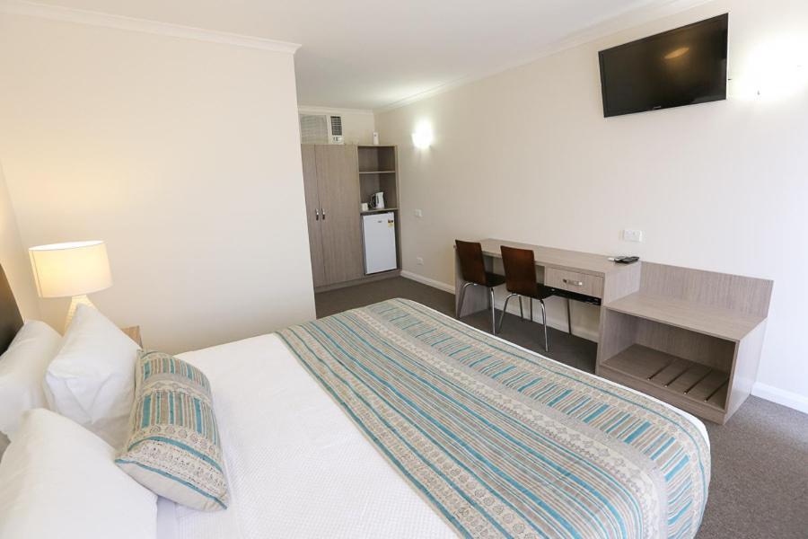 Seven Pines Motor Inn Μιλντούρα Δωμάτιο φωτογραφία